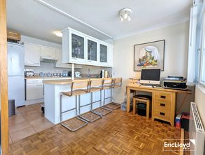 Photo 19- click for photo gallery